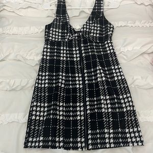 SHEIN houndstooth dress. Size Small